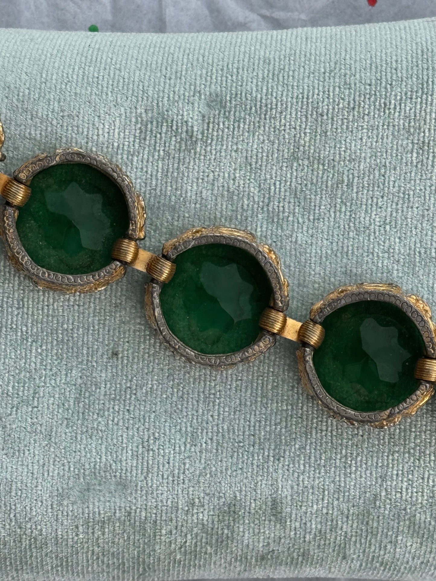 Vintage Gold Tone Engraved Cameo Green Bracelet