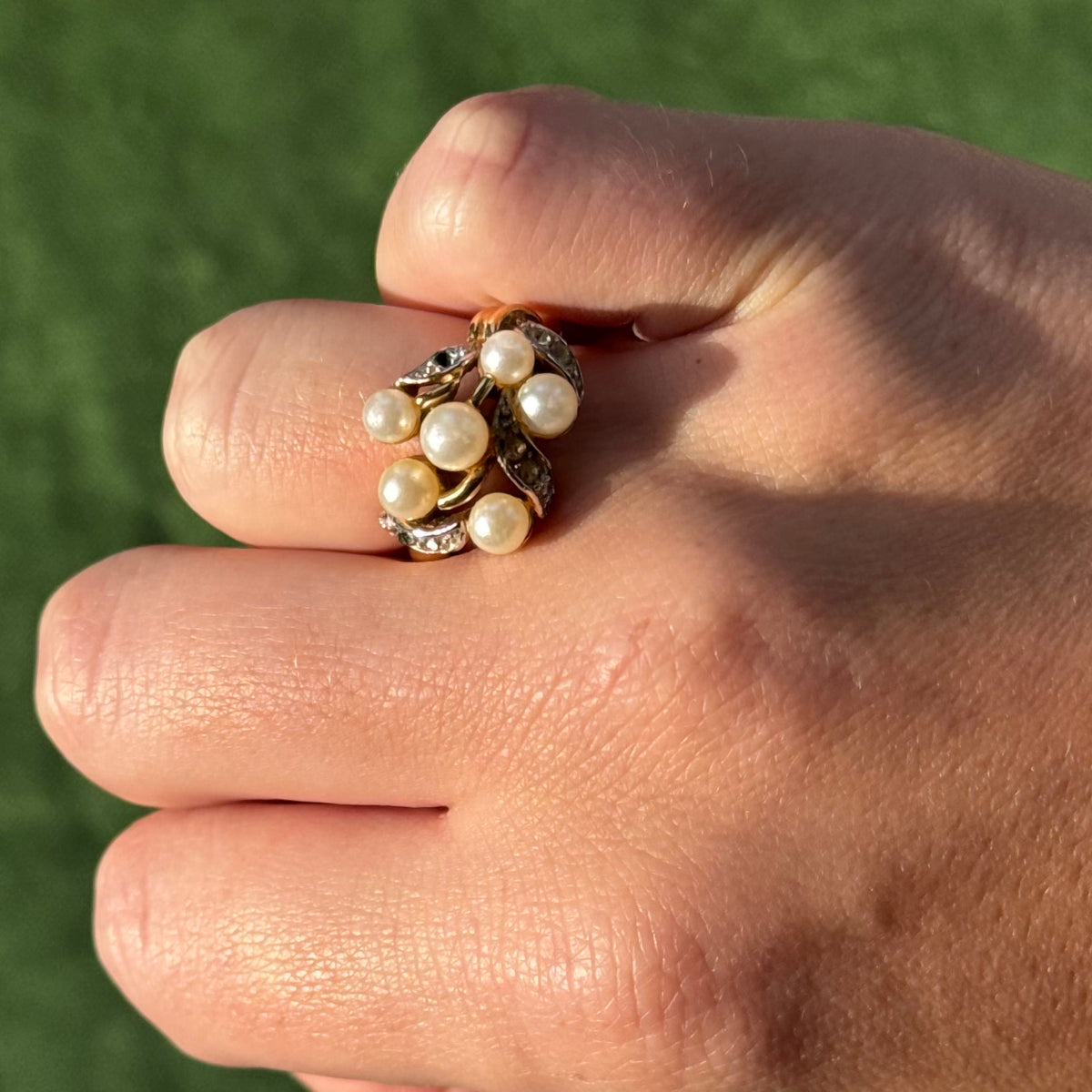 Vintage Avon Gold Pearl & Rhinestone Cluster Ring