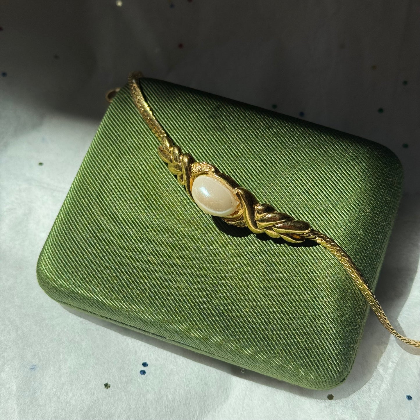 Vintage Avon Pearl Bracelet