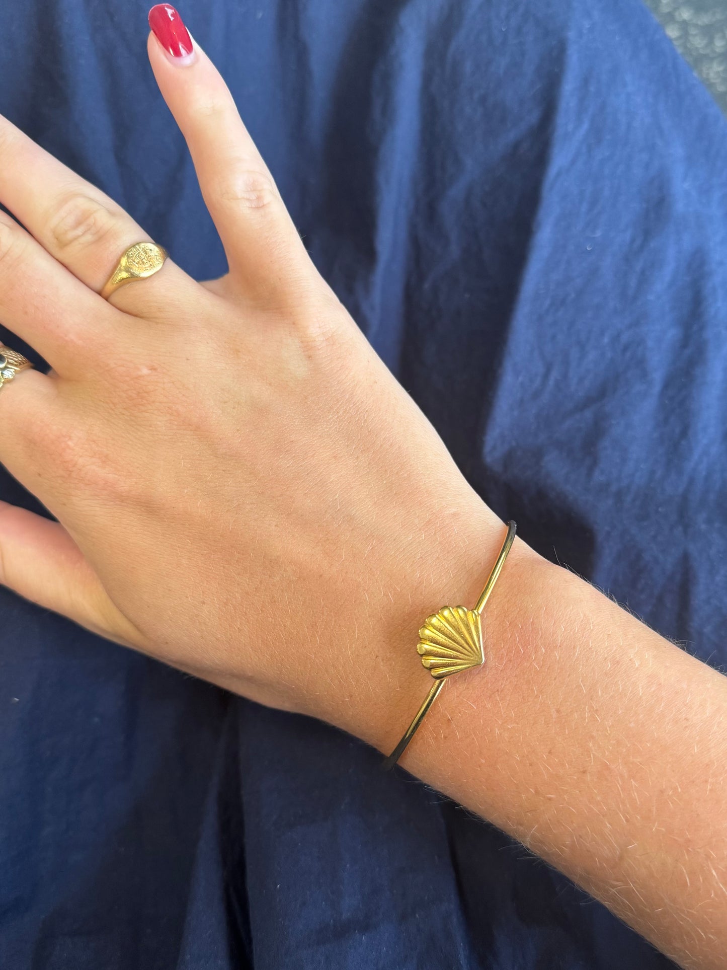 Gold Scallop Shell Cuff Bangle Bracelet