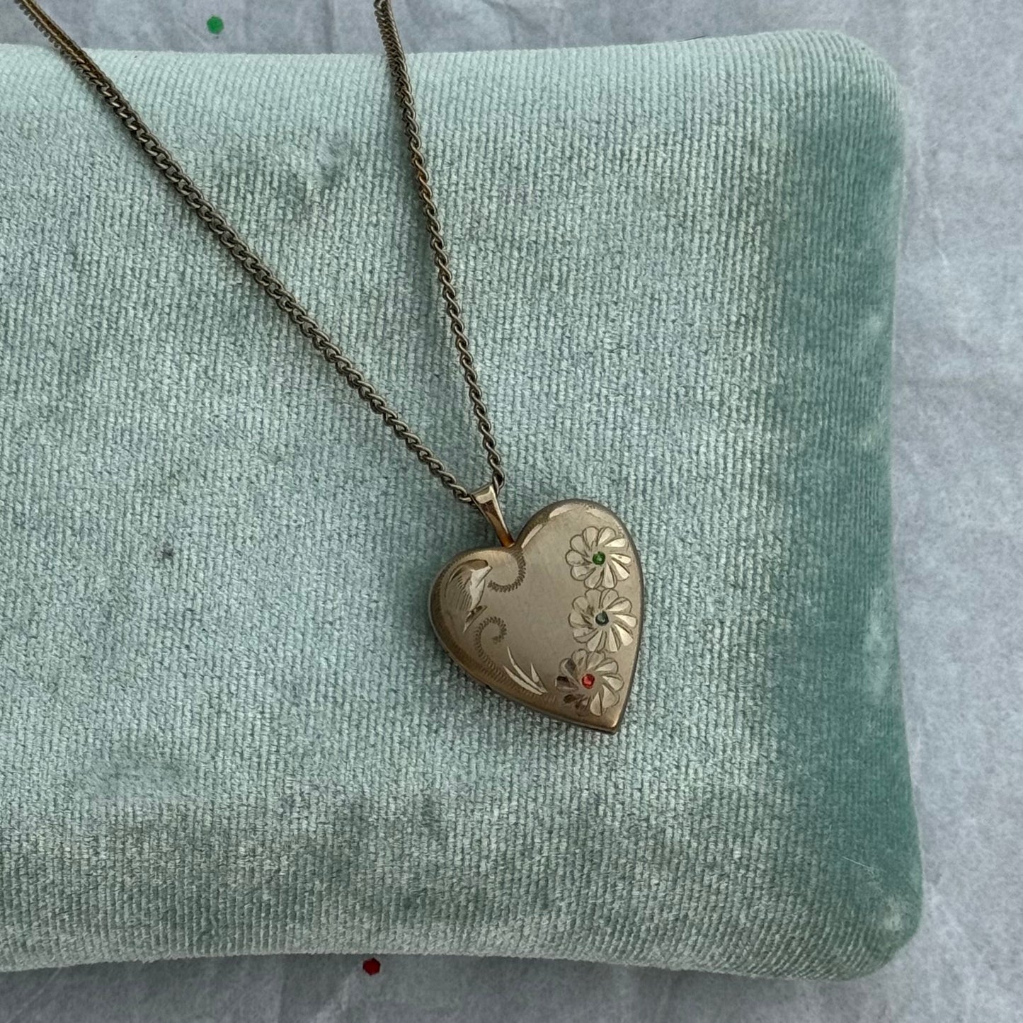 Vintage Gold-Filled Heart Locket Pendant Necklace with Multicolored Flowers