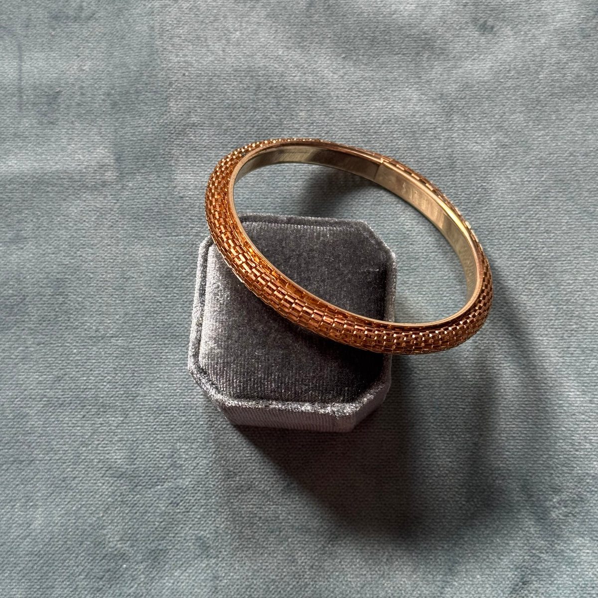 Vintage Gold Mesh Bangle Bracelet
