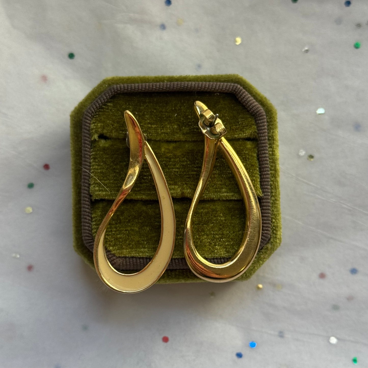 Vintage Avon Gold Enamel Teardrop Earrings