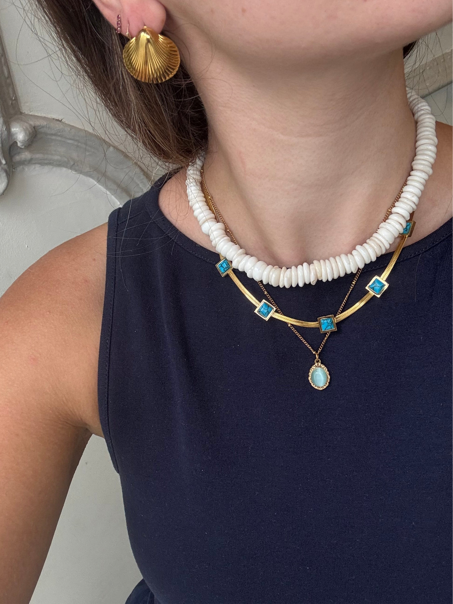 Vintage 1970s Real Puka Shell Necklace