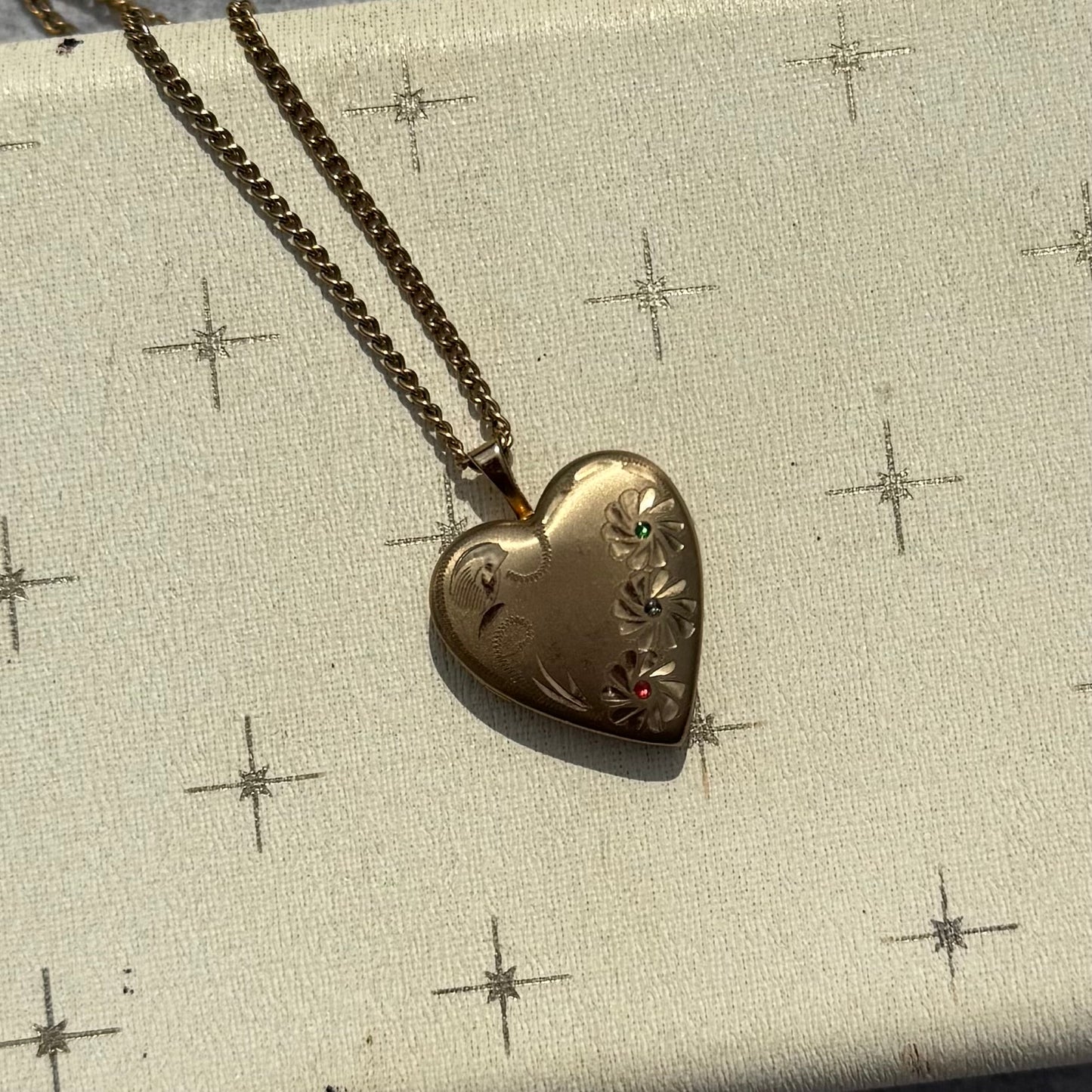 Vintage Gold-Filled Heart Locket Pendant Necklace with Multicolored Flowers