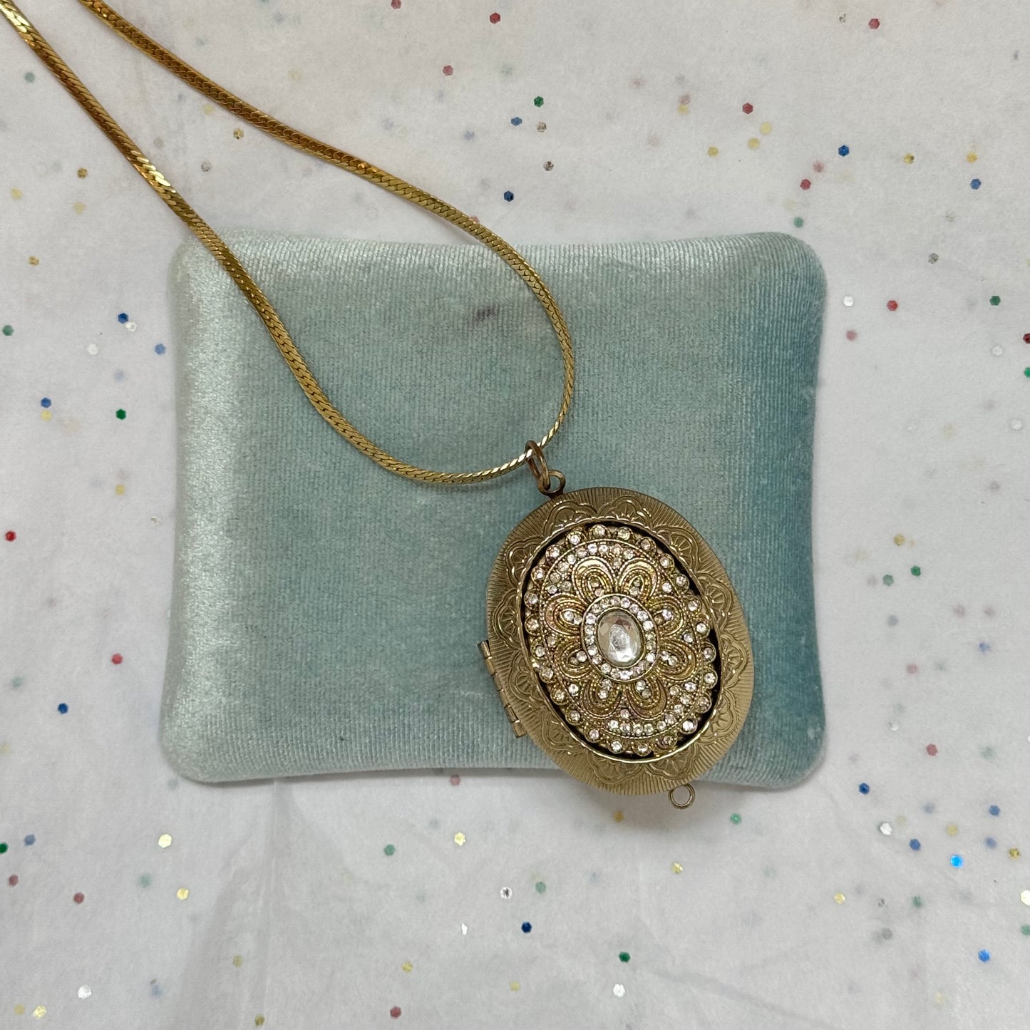 Vintage Rhinestone Gold Locket