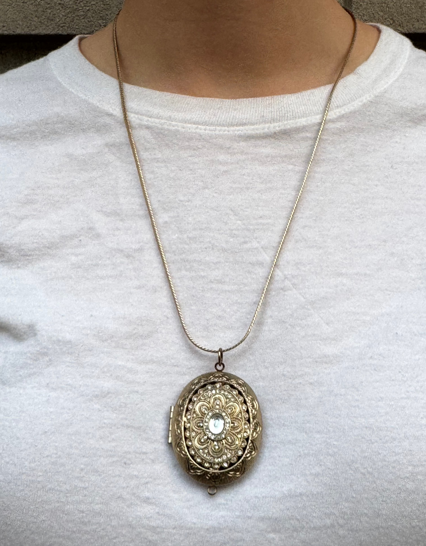 Vintage Rhinestone Gold Locket