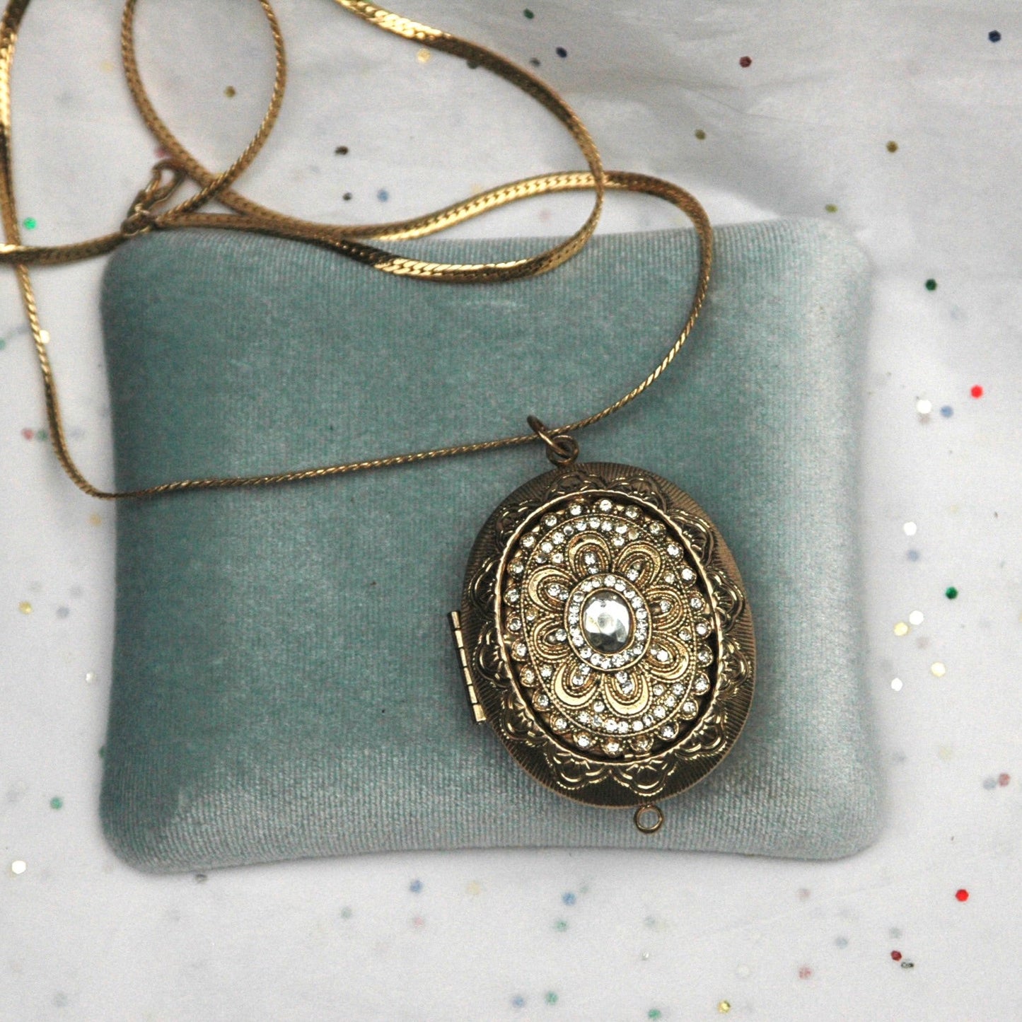 Vintage Rhinestone Gold Locket