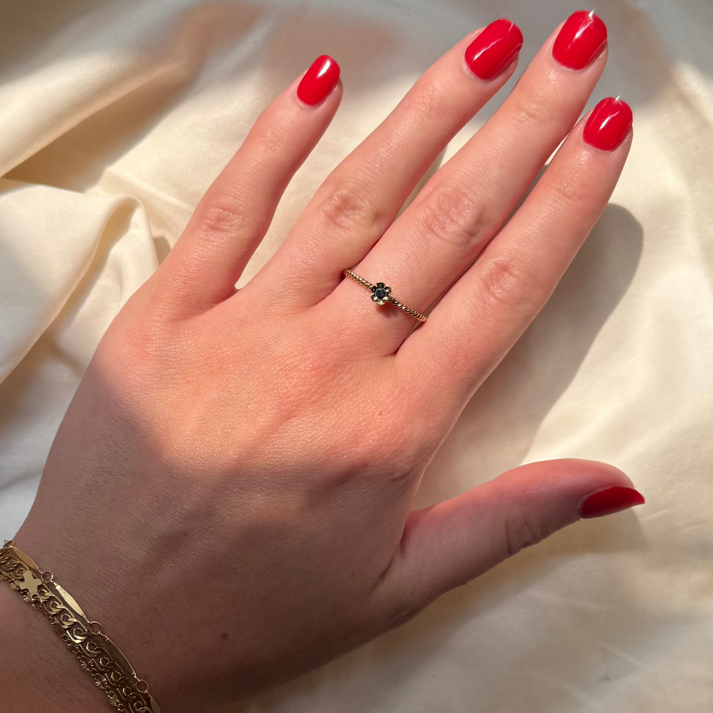 Vintage Gold Flower Rhinestone Rings