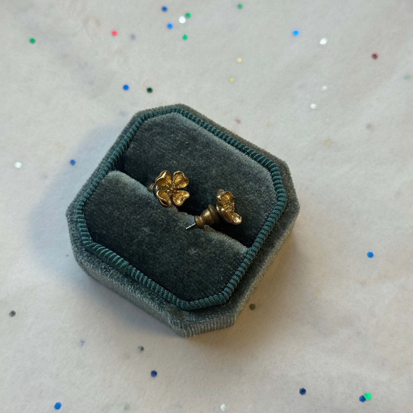 Vintage Gold Flower Stud Earrings