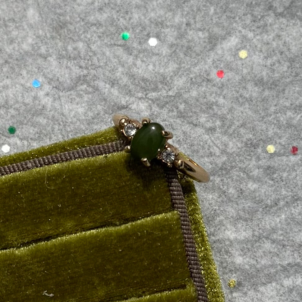 Vintage Jade & Rhinestone Gold Tone Avon Ring