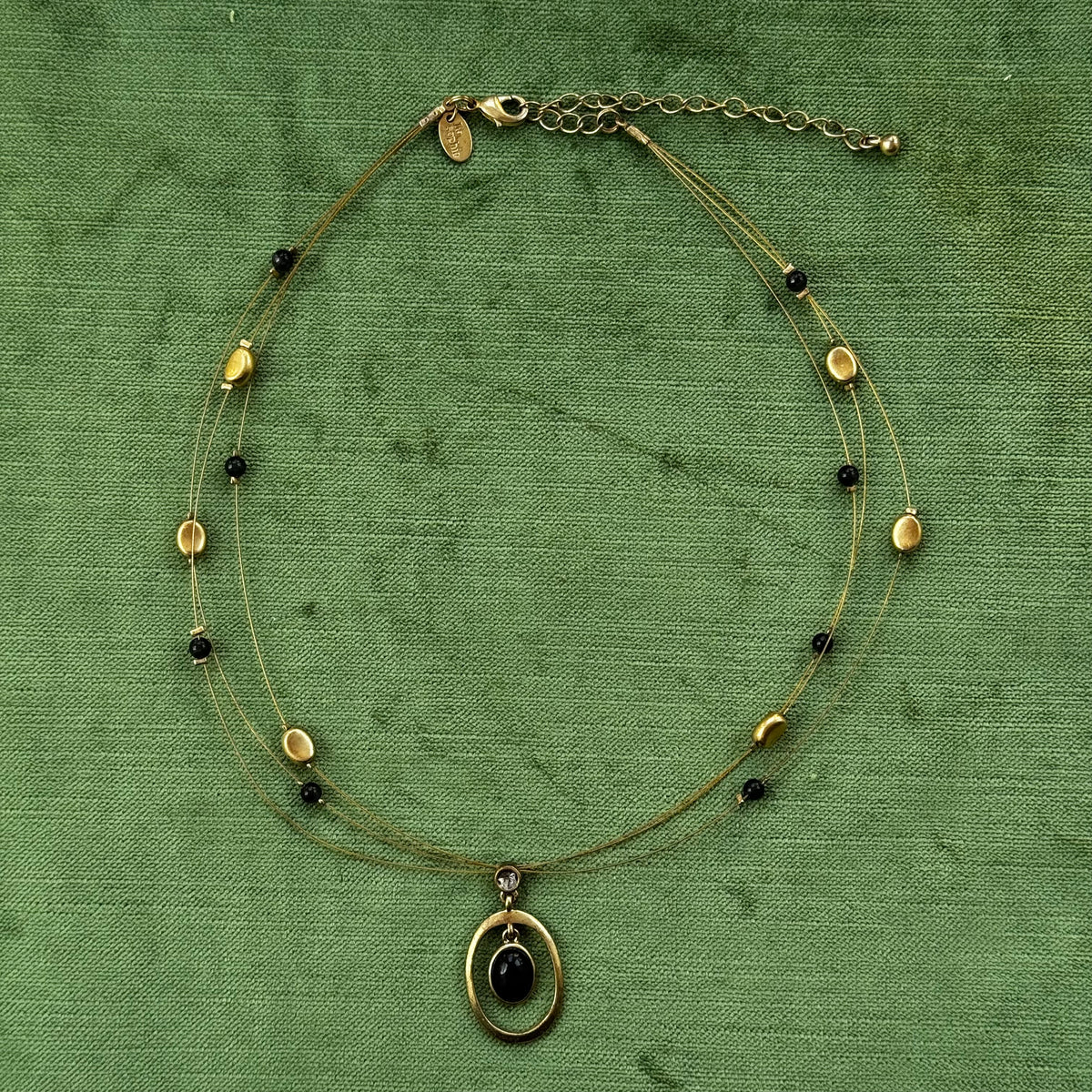 Vintage Gold Layered Wire Pendant Necklace