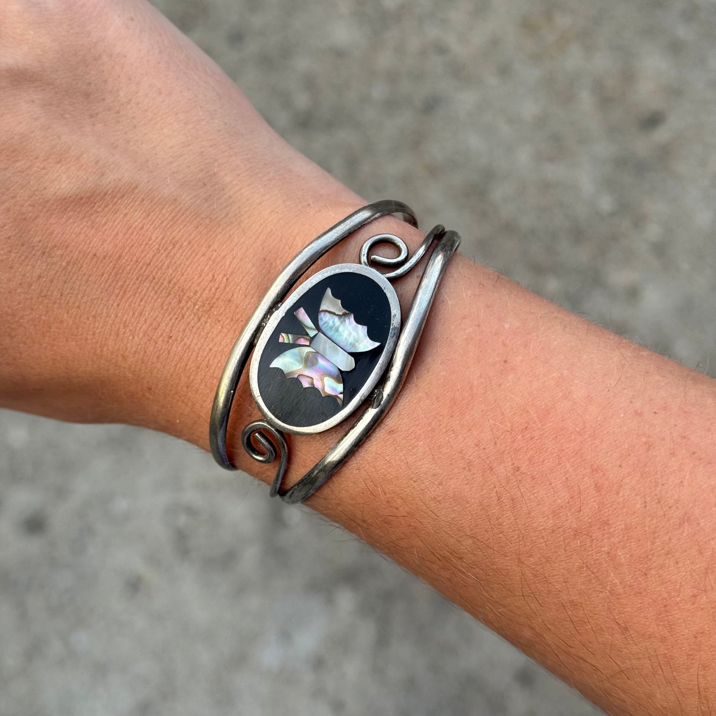 Vintage Black & Mother of Pearl Butterfly Inlay Silver Bracelet