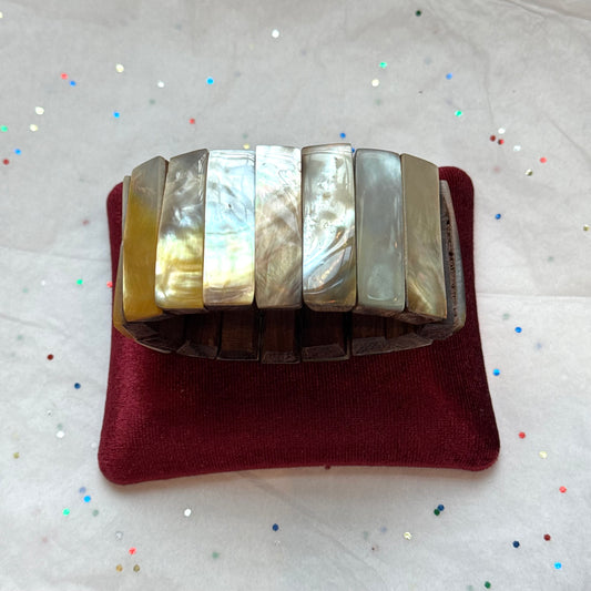 Shell Stretch Bracelet - Sourced in Greece