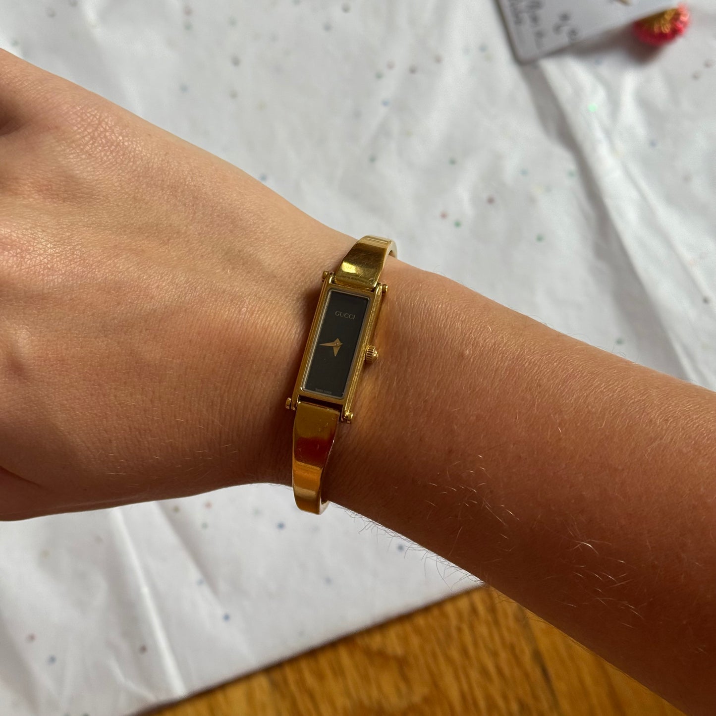 Vintage Authentic Gucci Running Gold Horsebit 1500L Watch