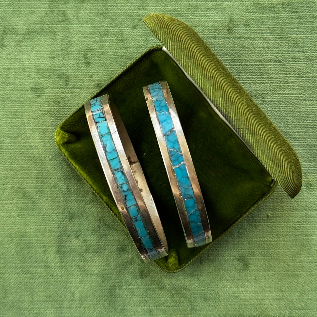 Vintage Silver Crushed Turquoise Bangle Bracelet