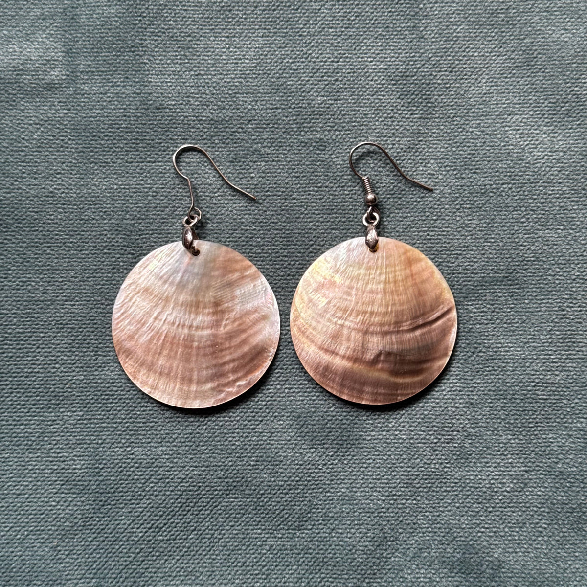 Vintage Mother of Pearl Shell Earrings