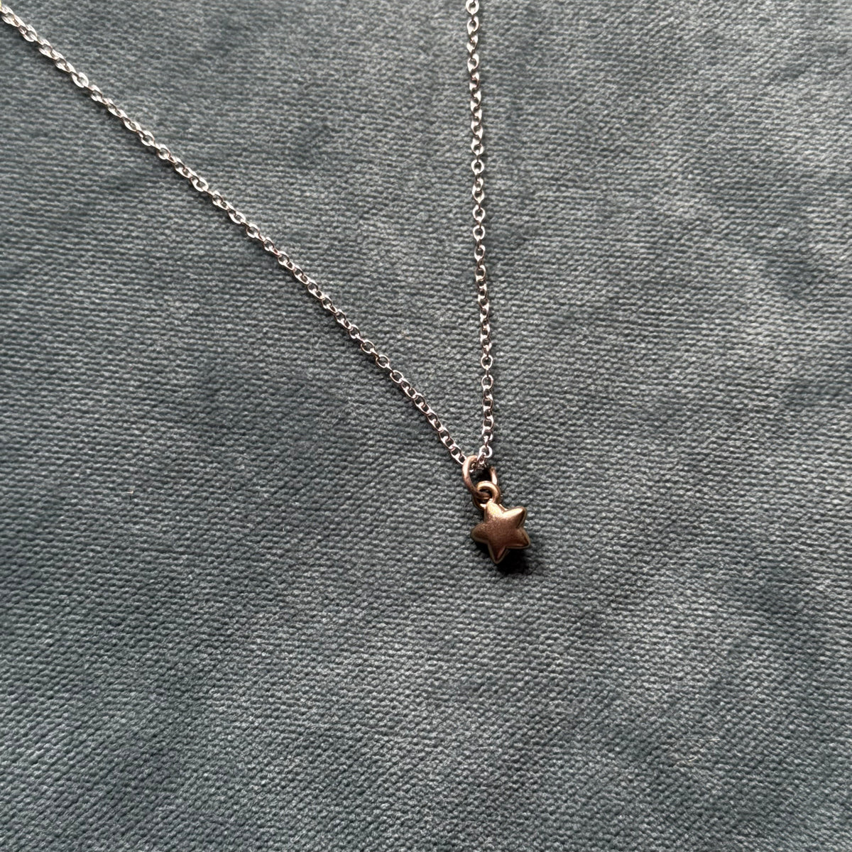 Vintage Silver Star Pendant Necklace