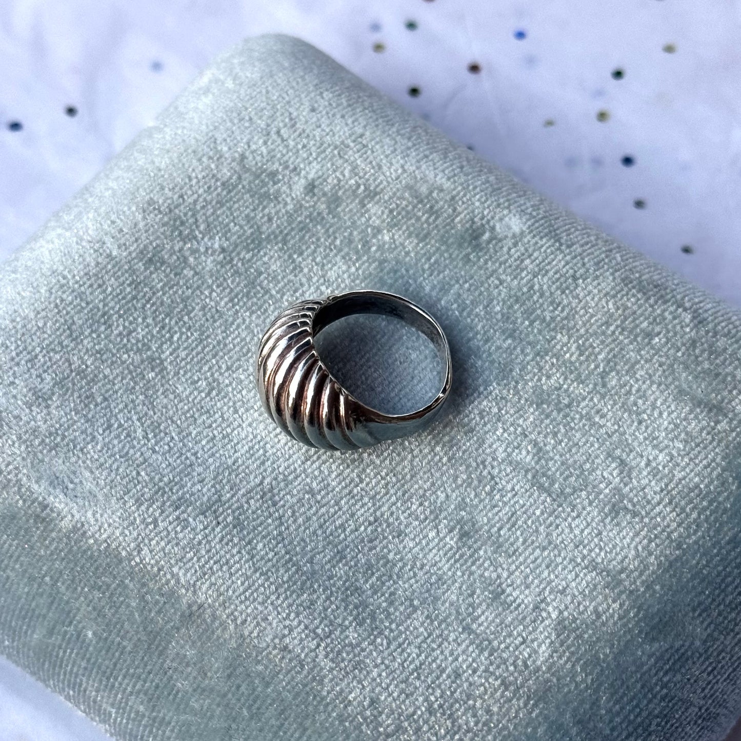 Vintage Sterling Silver Ribbed Dome Croissant Ring