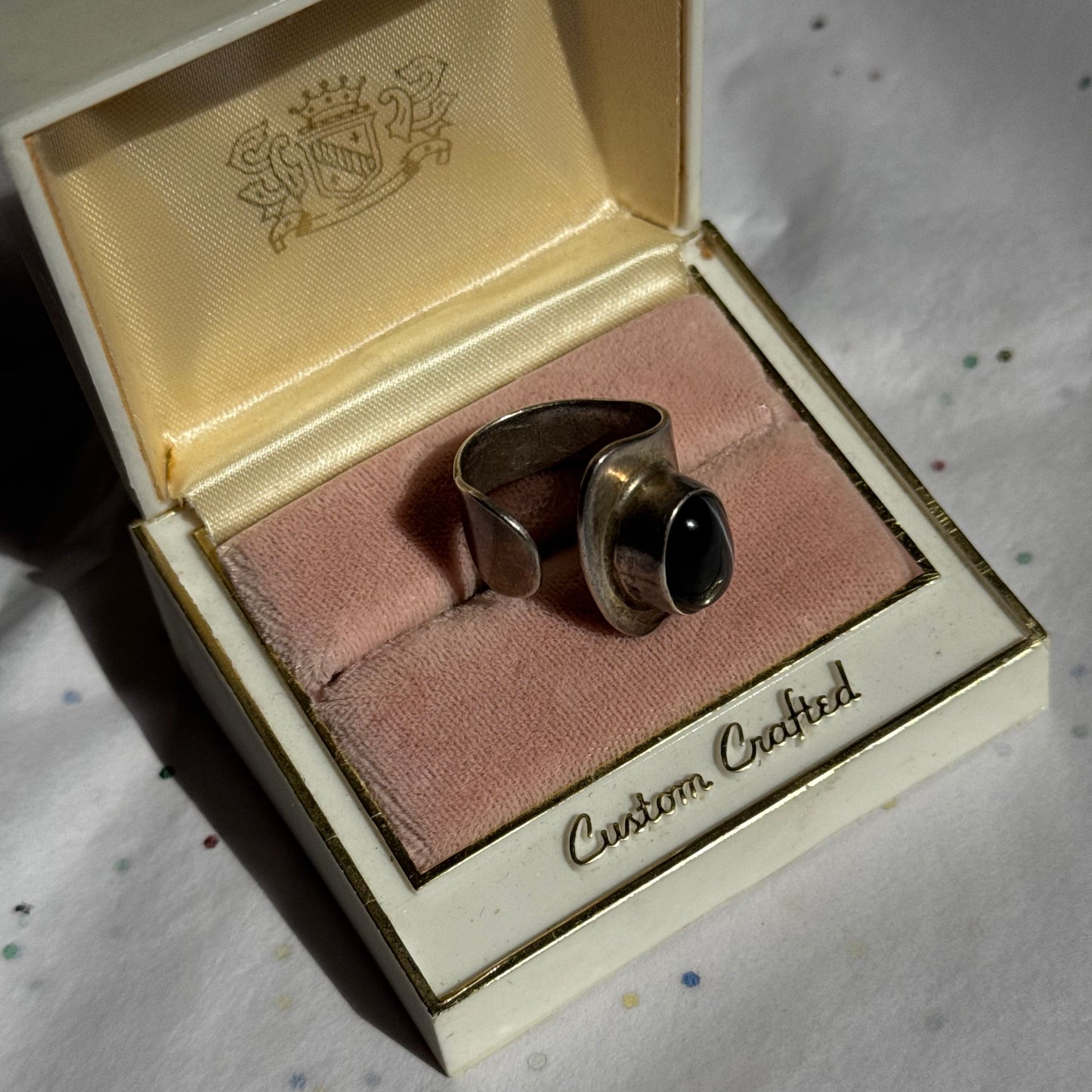 Vintage Sterling Silver Grey Stone Wrap Ring