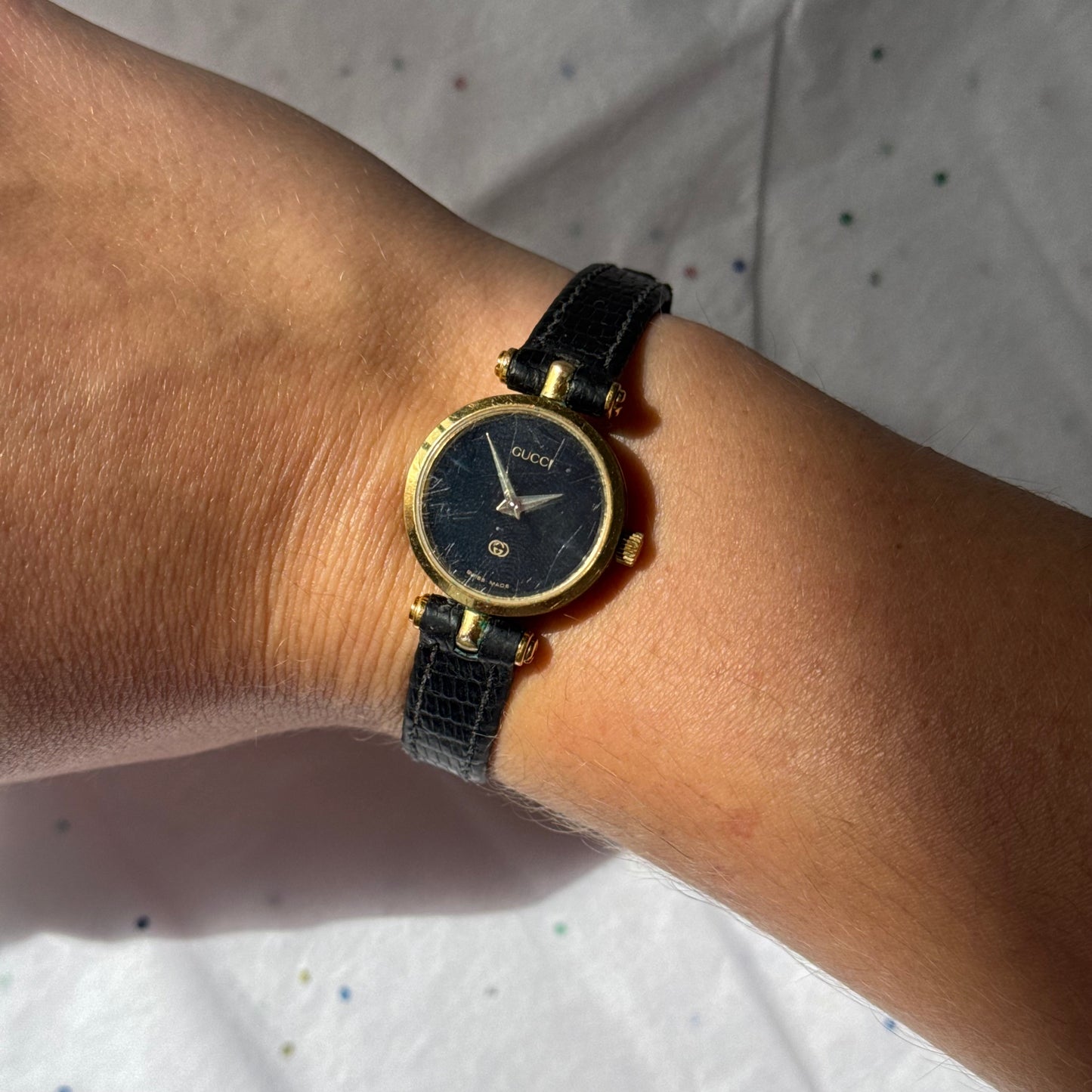 Vintage Working Black Gucci Leather Band Watch