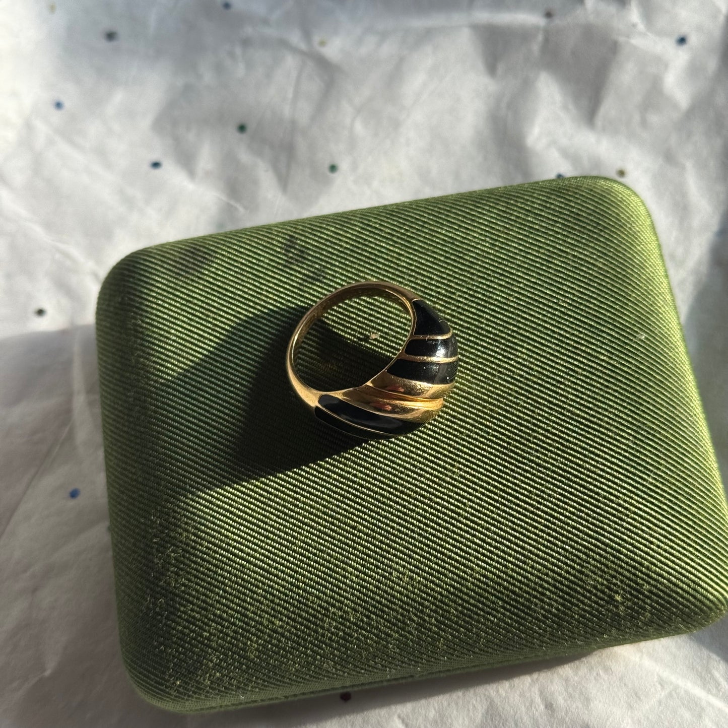 Vintage Gold & Black Enamel Ring