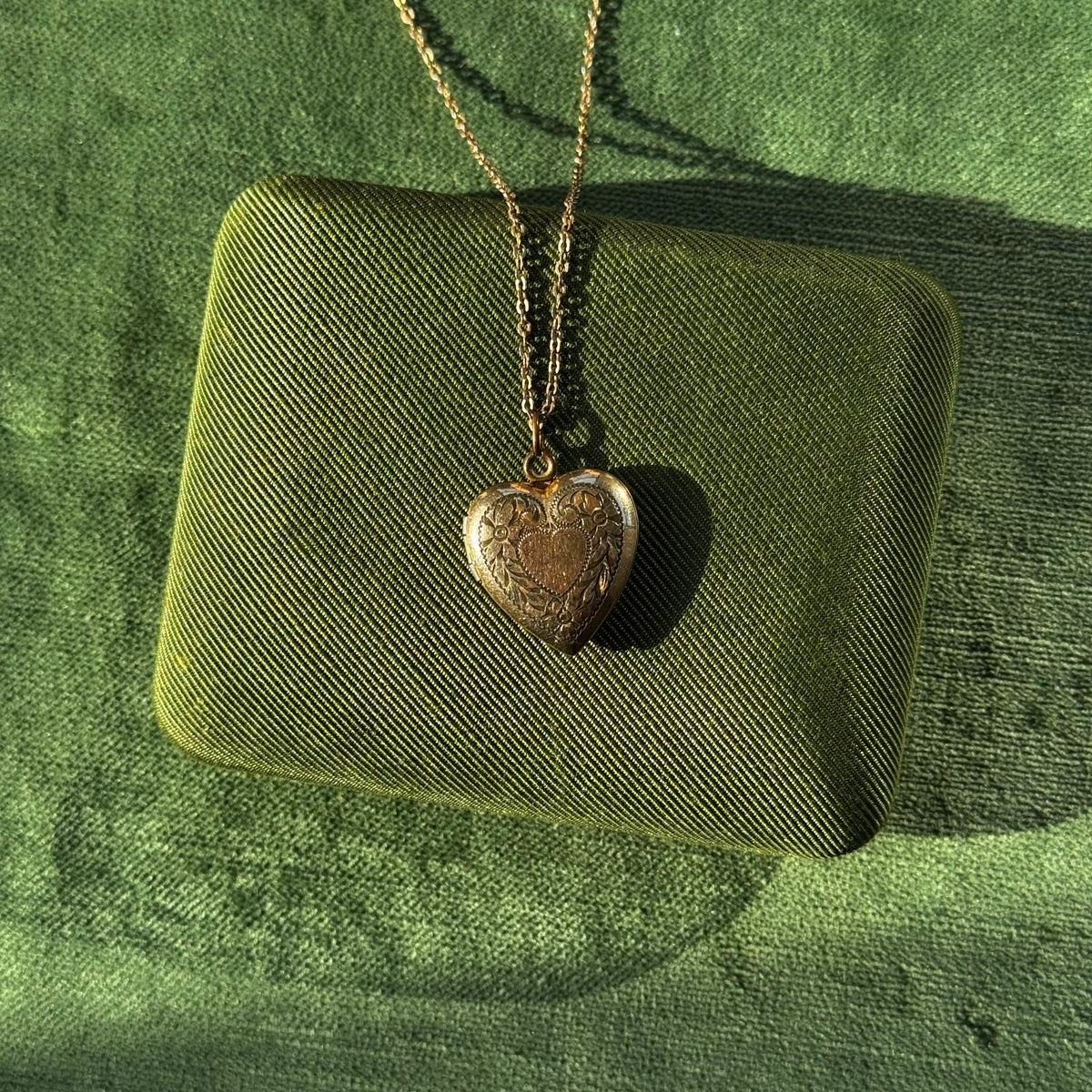 Antique Gold Filled Heart Locket Necklace