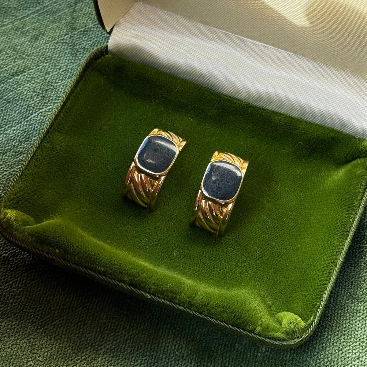 Vintage Navy Enamel & Gold Earrings