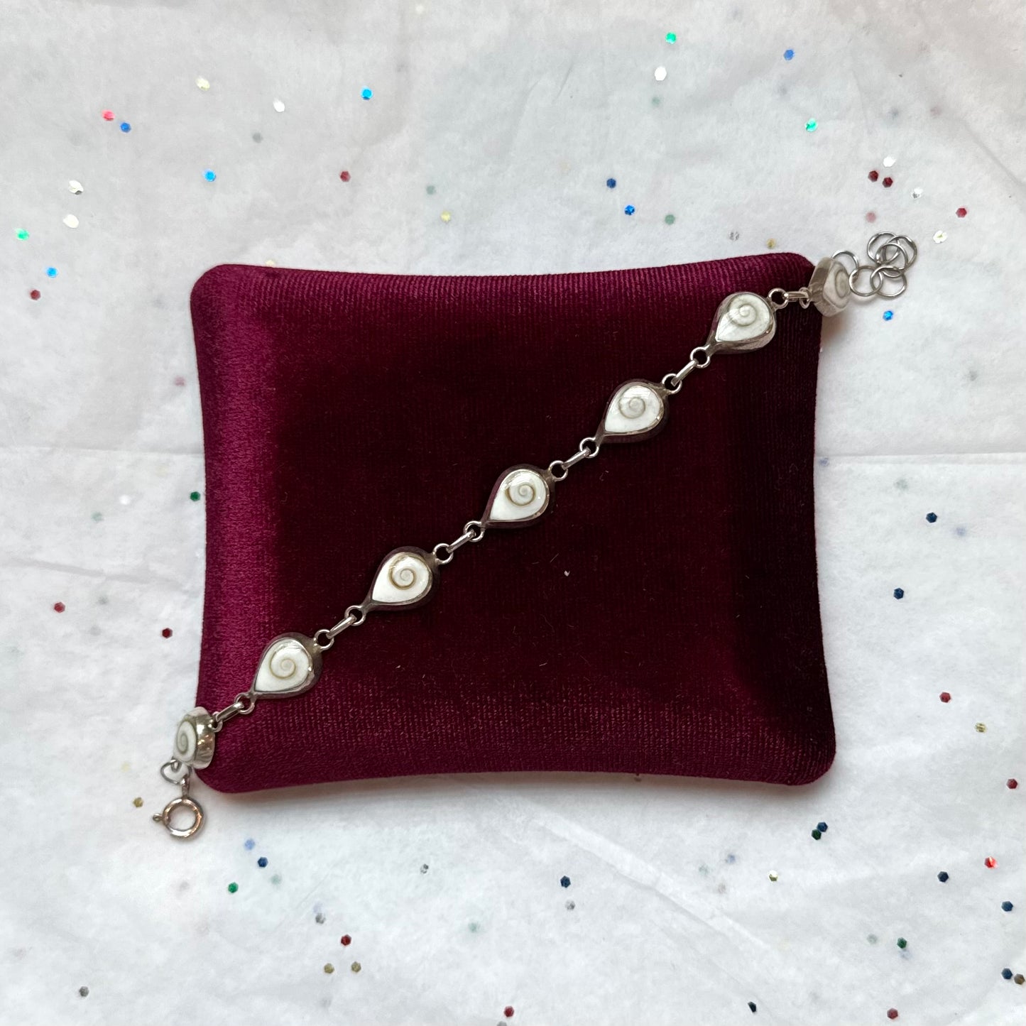 925 Sterling Silver Teardrop Shell Bracelet - Sourced in Greece