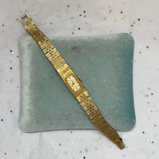 Vintage 1970s Seiko Gold Dainty Mechanical Watch