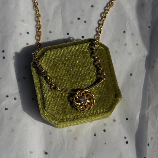 Vintage Rhinestone Flower Gold Bar Necklace
