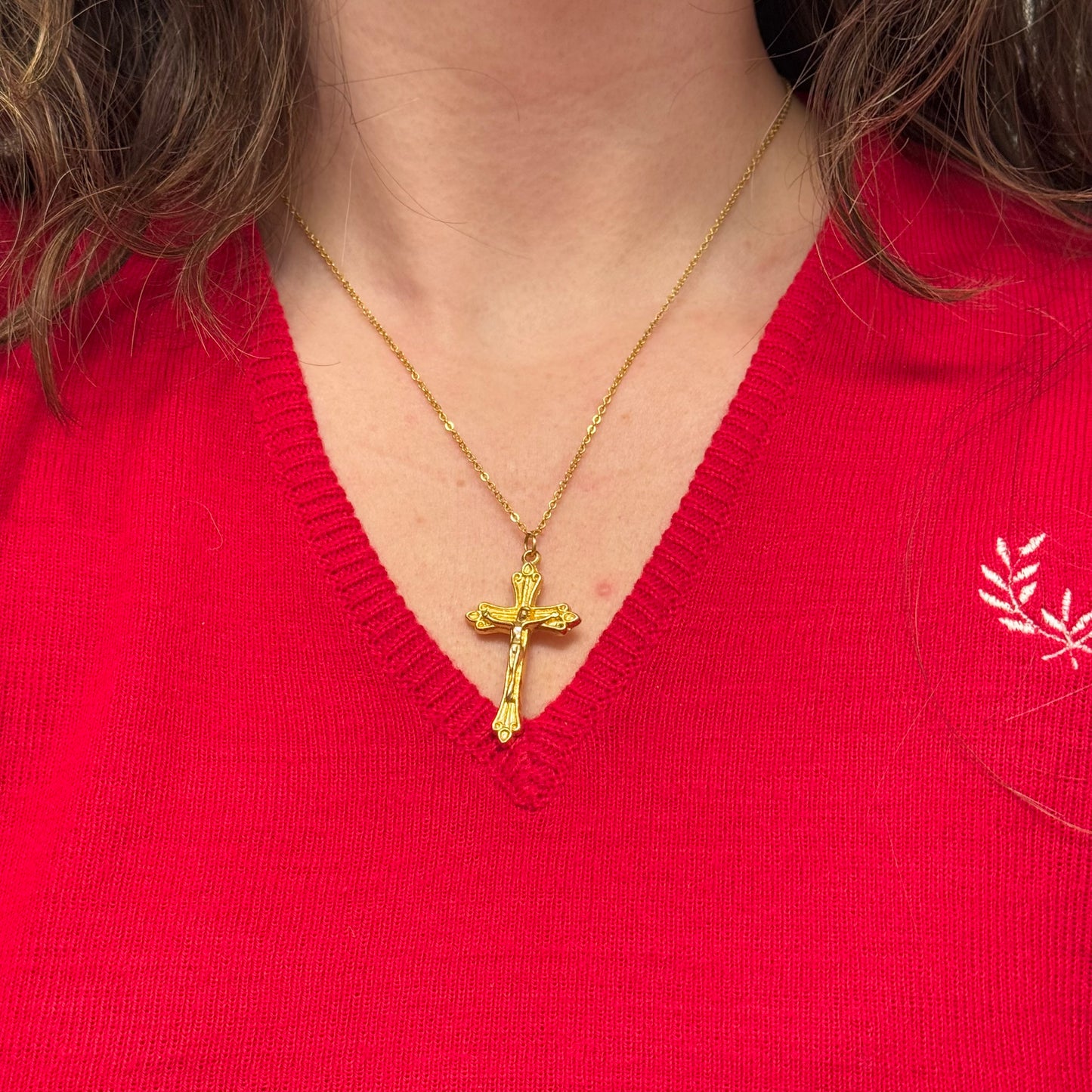 Vintage Gold Tone Cross Necklace