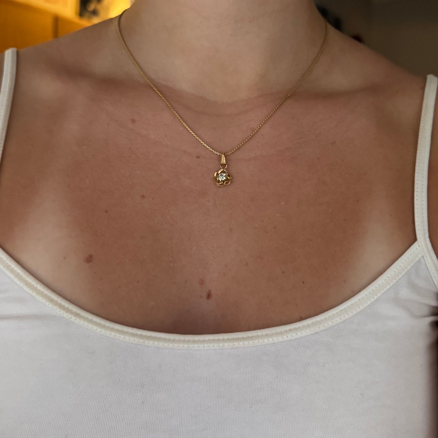 Vintage Rhinestone Gold Flower Necklace
