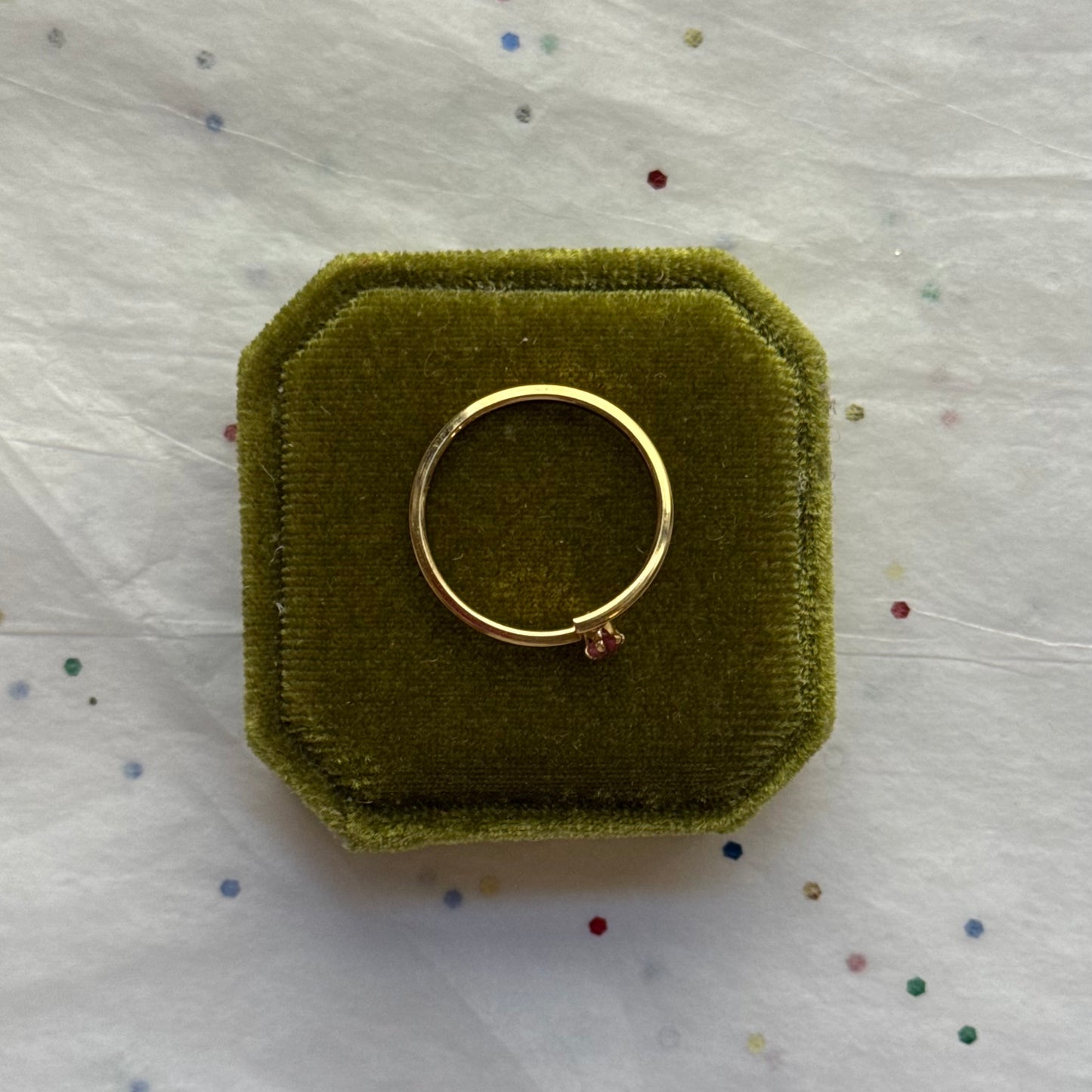 Vintage Pink Rhinestone Gold Tone Avon Ring