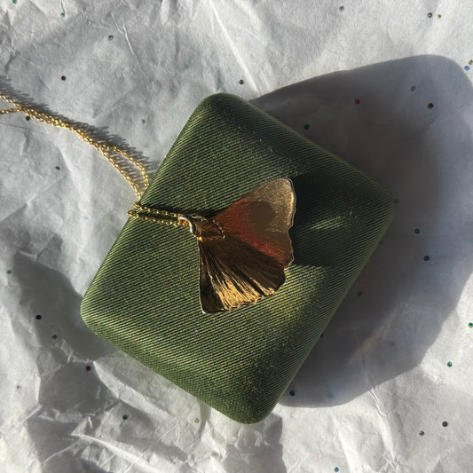Vintage Gold Ginkgo Leaf Pendant Necklace