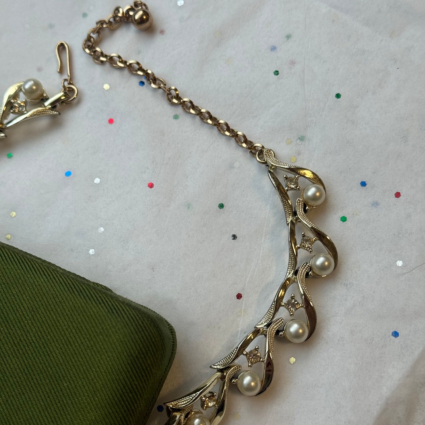 Vintage Gold Tone Pearl Choker Necklace