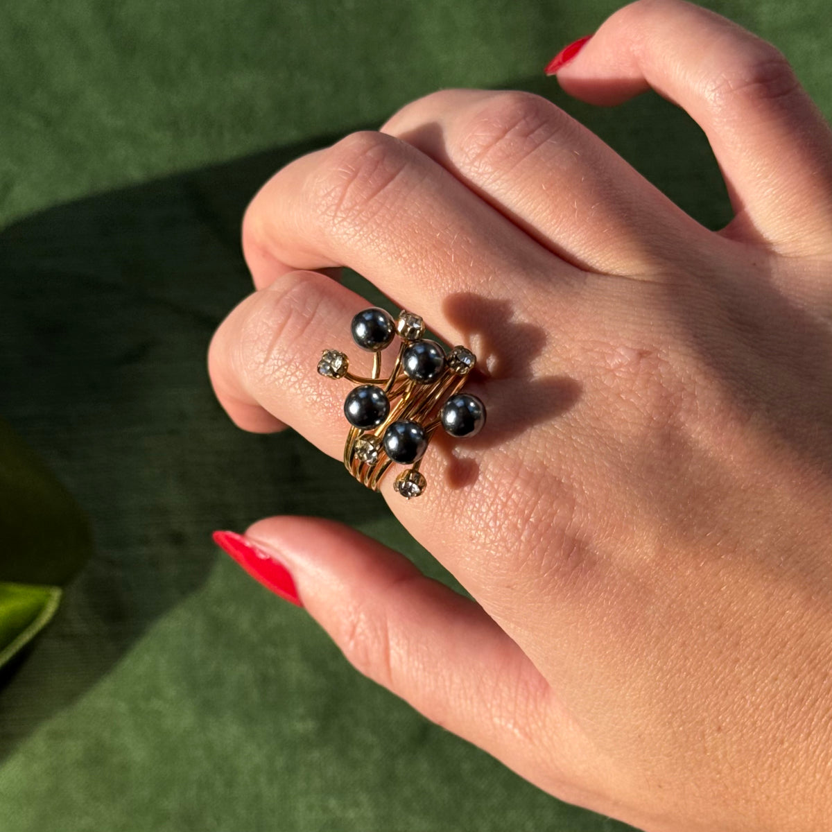 Vintage Gold Pearl & Rhinestone Wire Ring