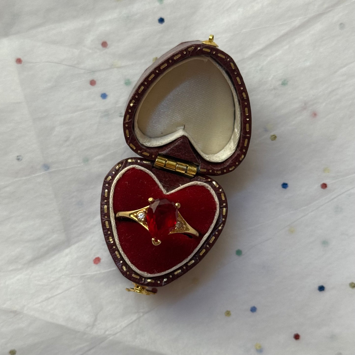 Vintage Gold Red Rhinestone Ring