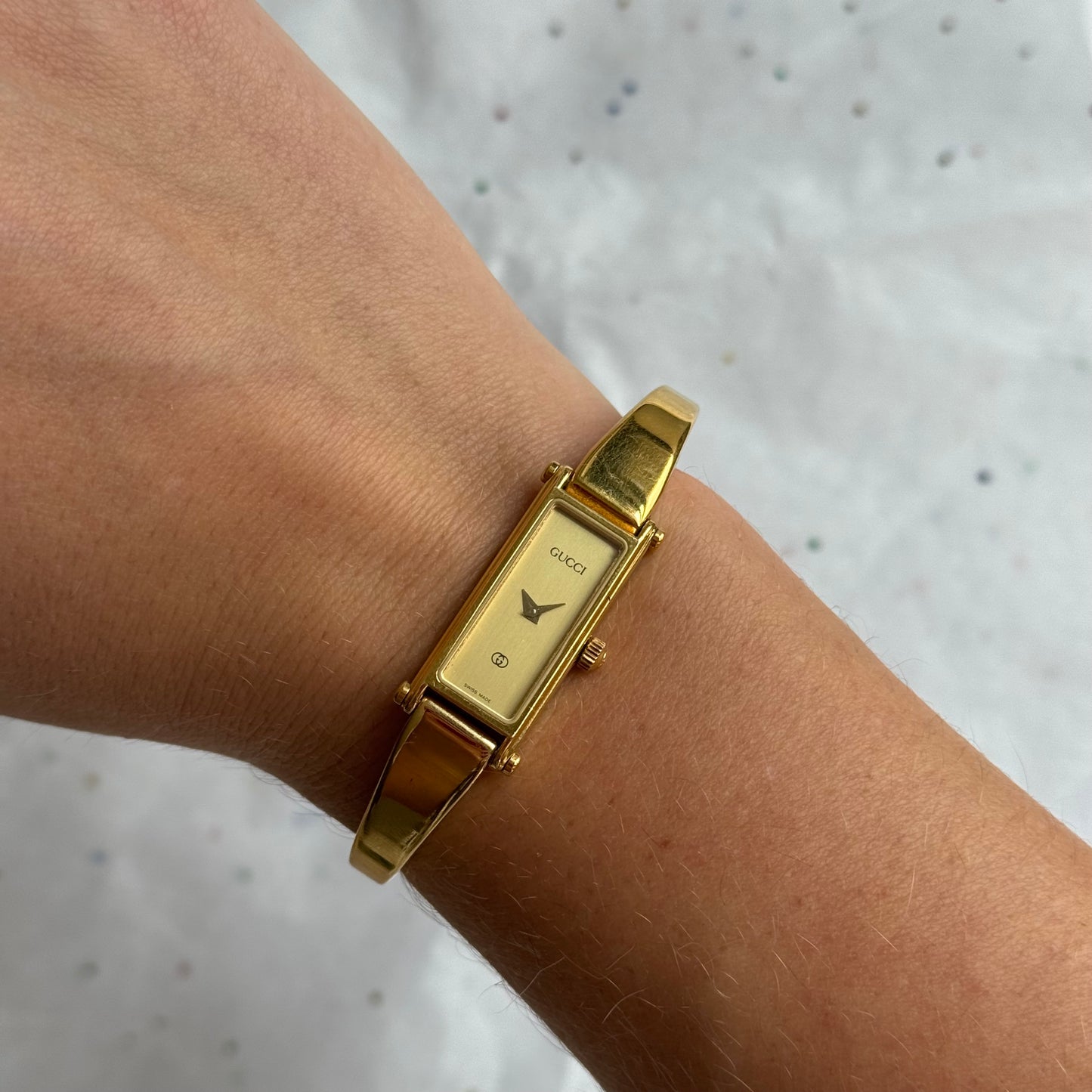Vintage Authentic Gucci Running Gold Horsebit 1500L Watch