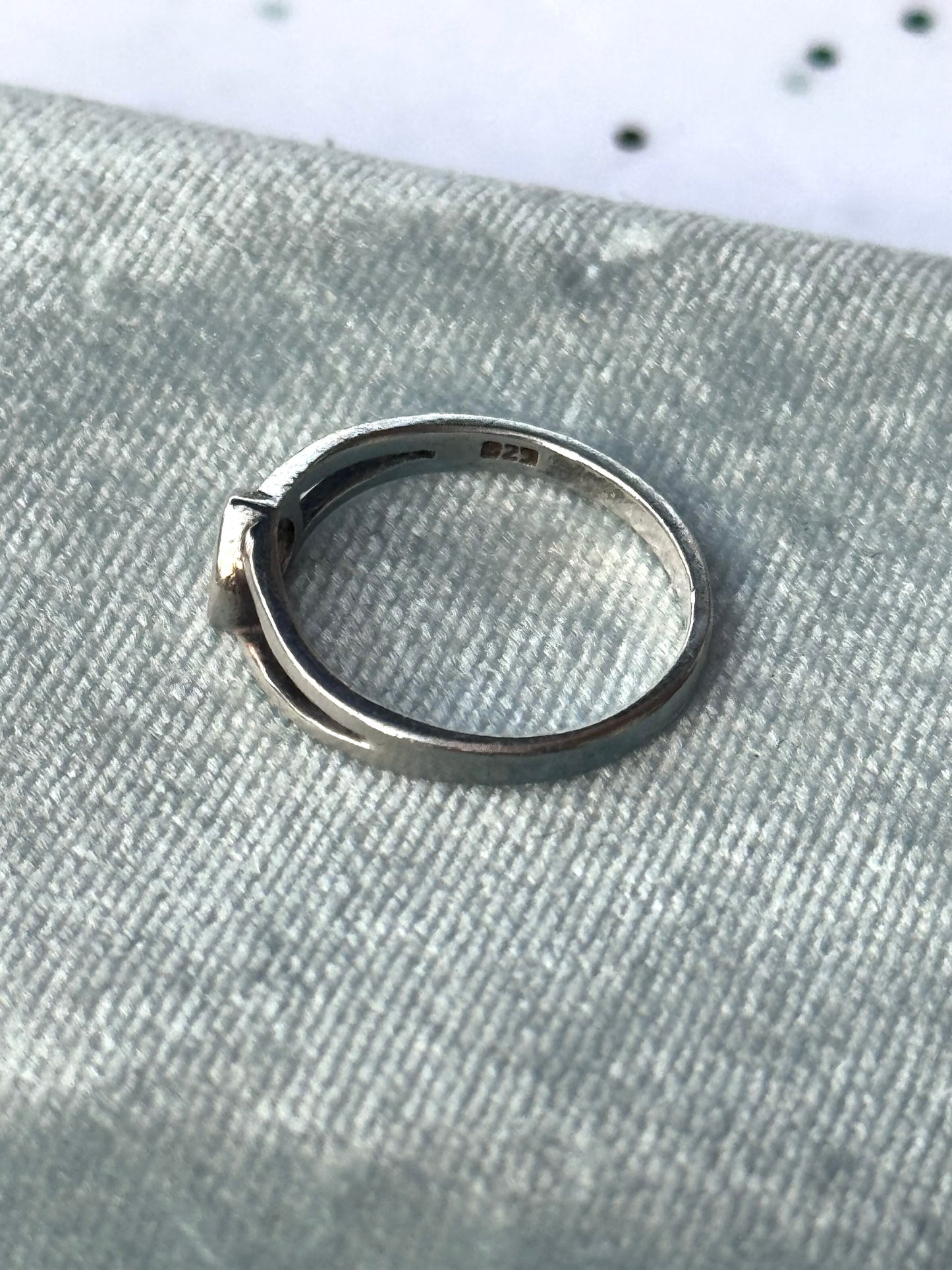 Vintage 925 Sterling Silver Heart Ring