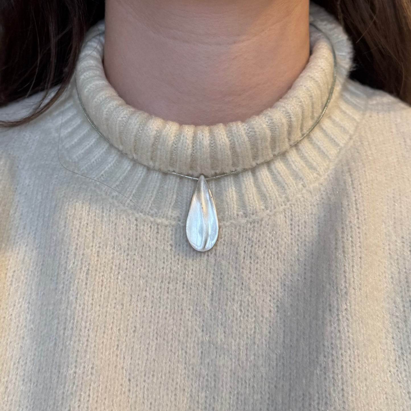 Vintage Trifari Silver Teardrop Pendant Necklace