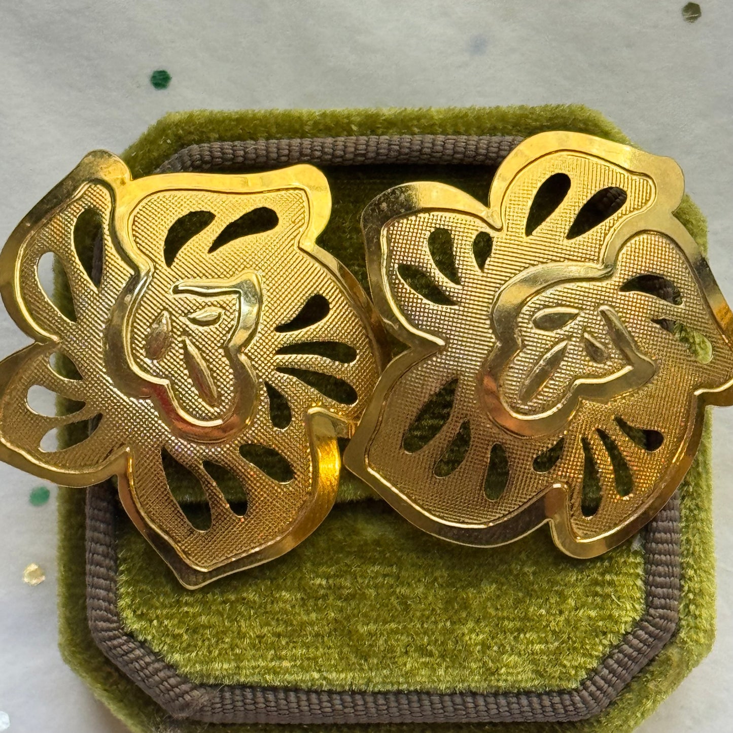 Vintage Gold Flower Earrings