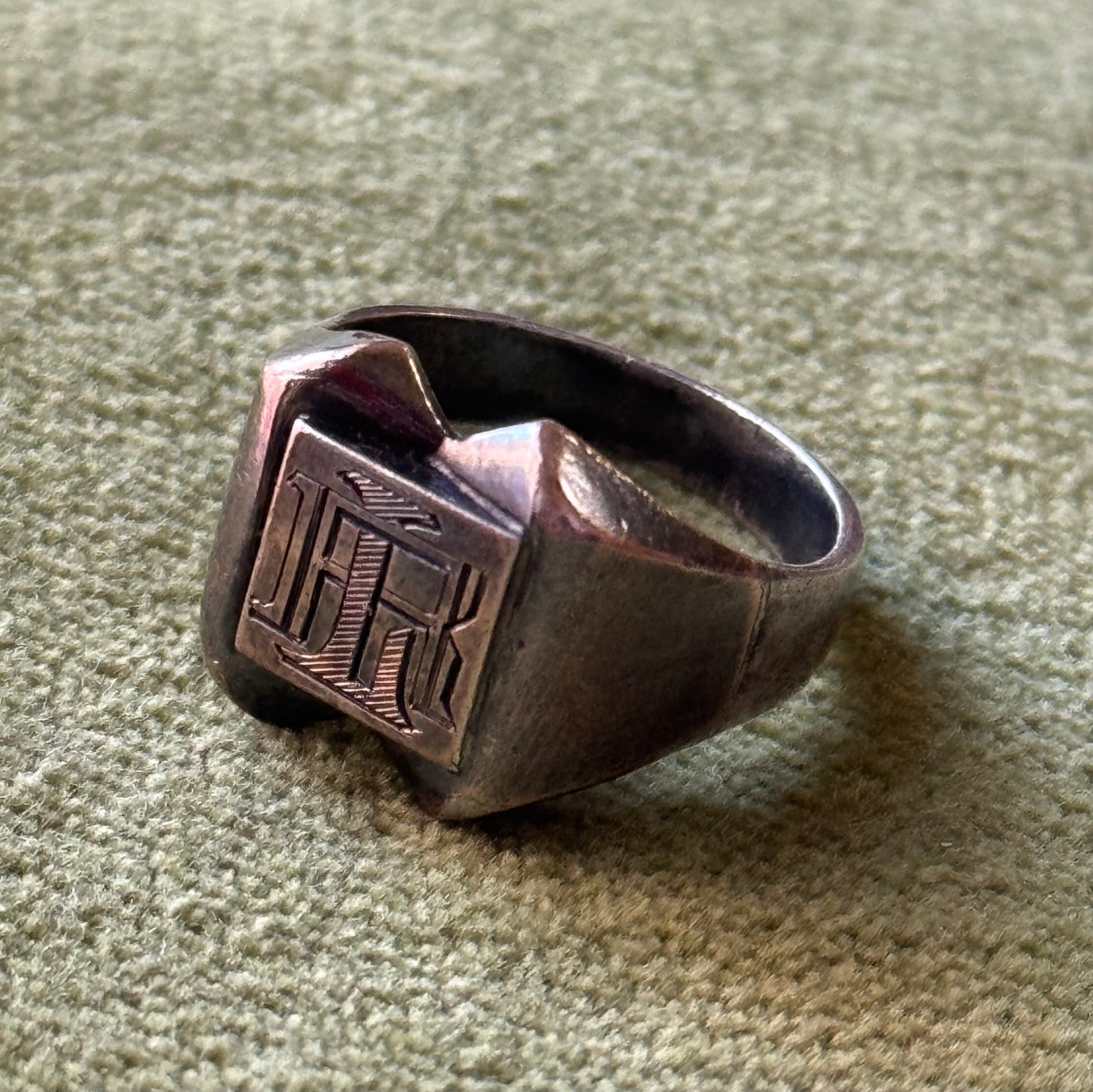Vintage Sterling Silver Signet Ring with RL/LR Engraved Initials - Sourced in Paris