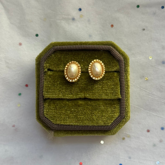 Vintage Gold Pearl Stud Earrings
