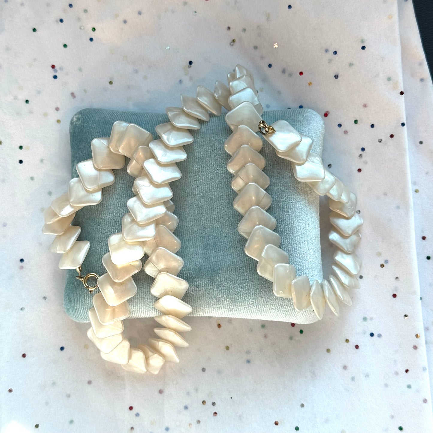 Vintage Pearlescent Lucite Square Link Necklace