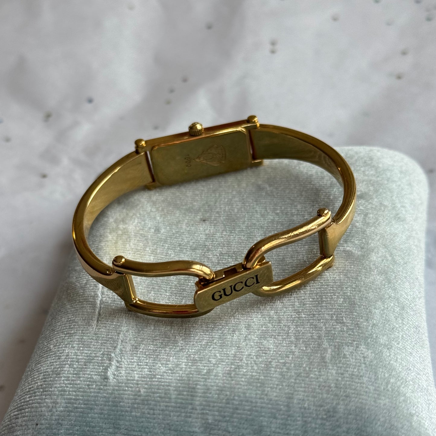 Vintage Authentic Gucci Running Gold Horsebit 1500L Watch