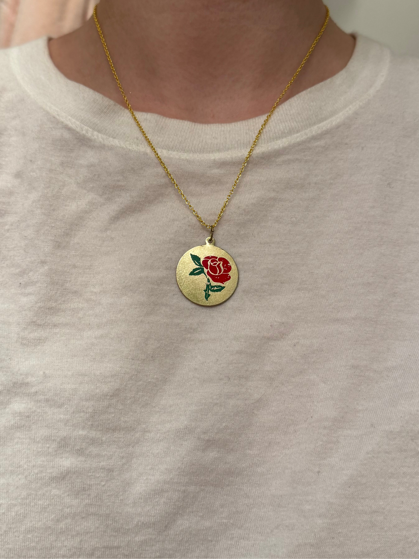 Vintage Gold Rose Medallion Pendant Necklace