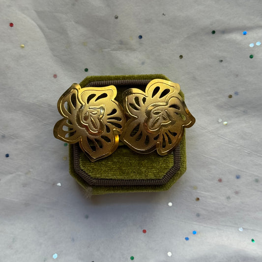 Vintage Gold Flower Earrings
