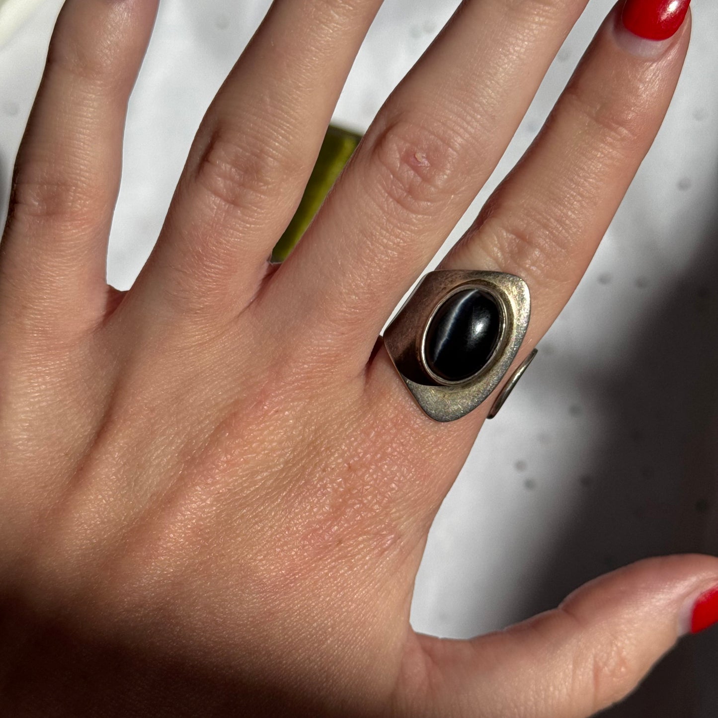 Vintage Sterling Silver Grey Stone Wrap Ring