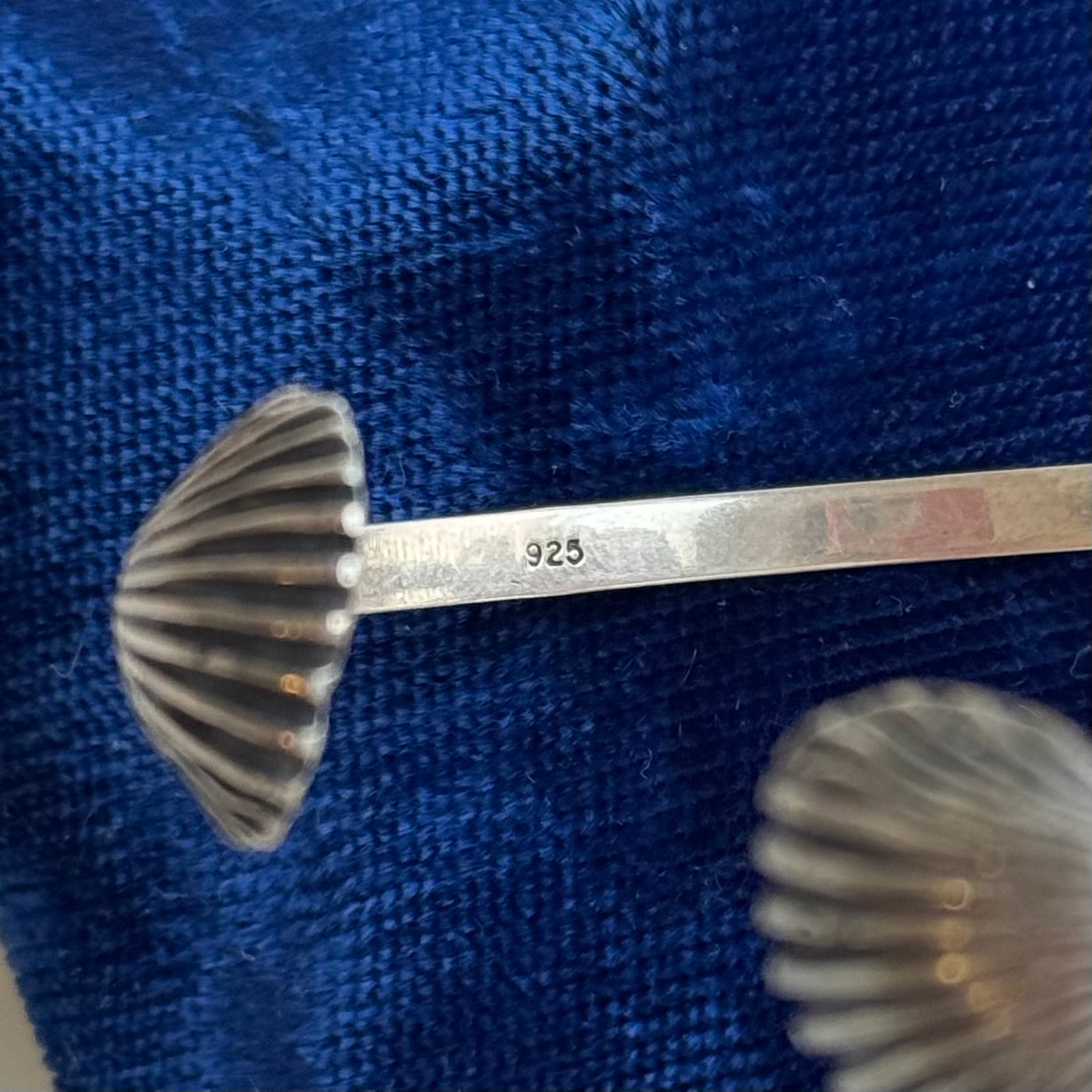 Vintage 925 Sterling Silver Shell Cuff Bracelet